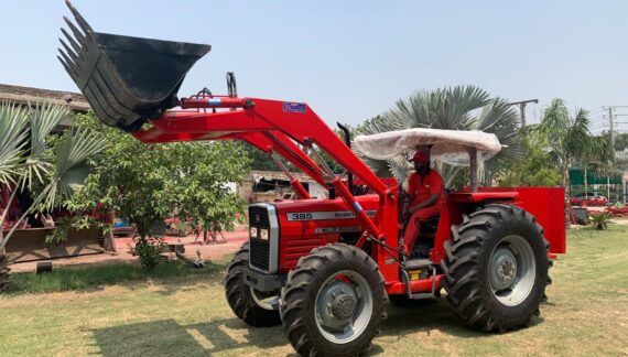 Front end loader for tractor